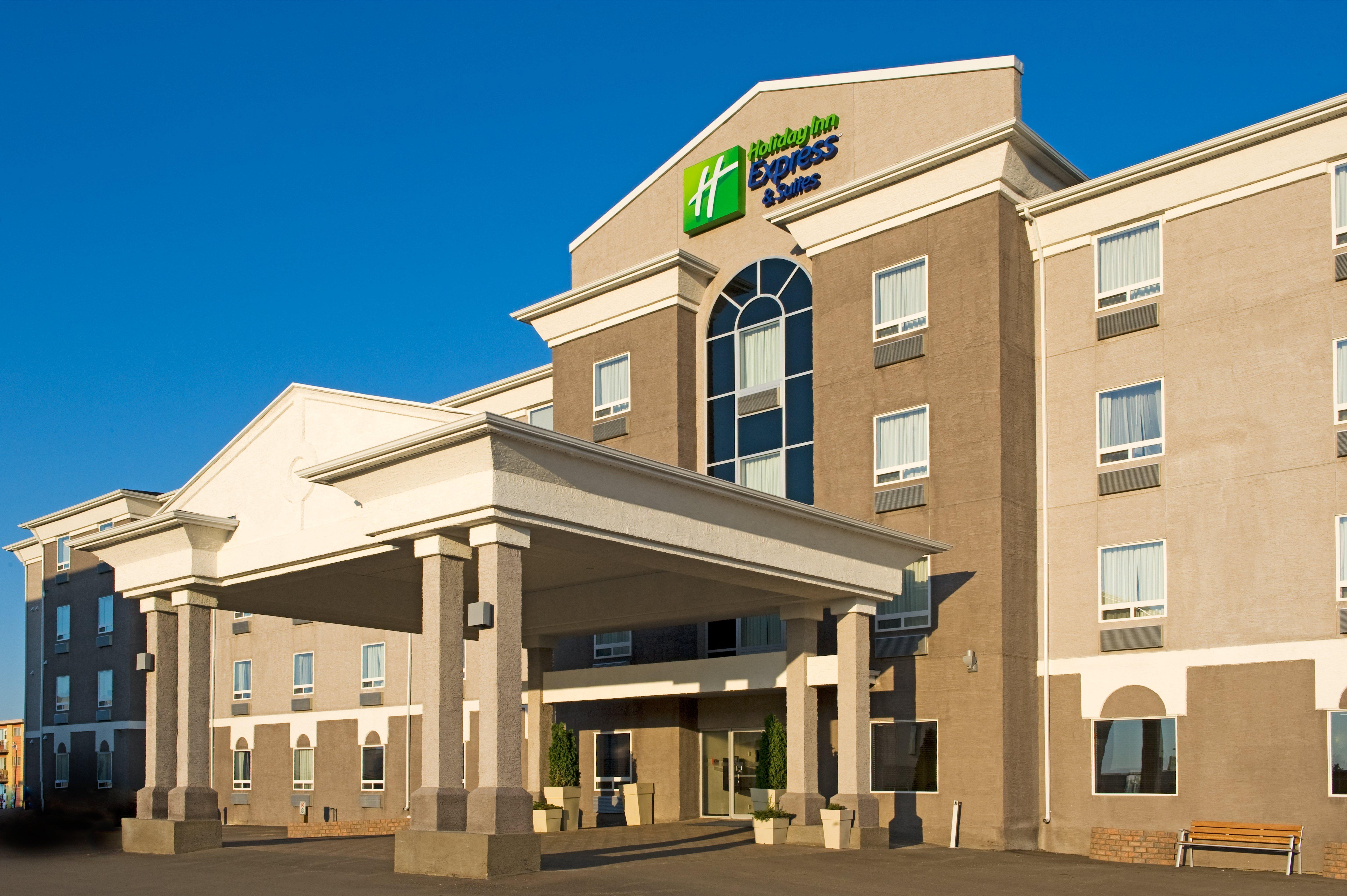 Holiday Inn Express & Suites-Regina-South By Ihg Экстерьер фото