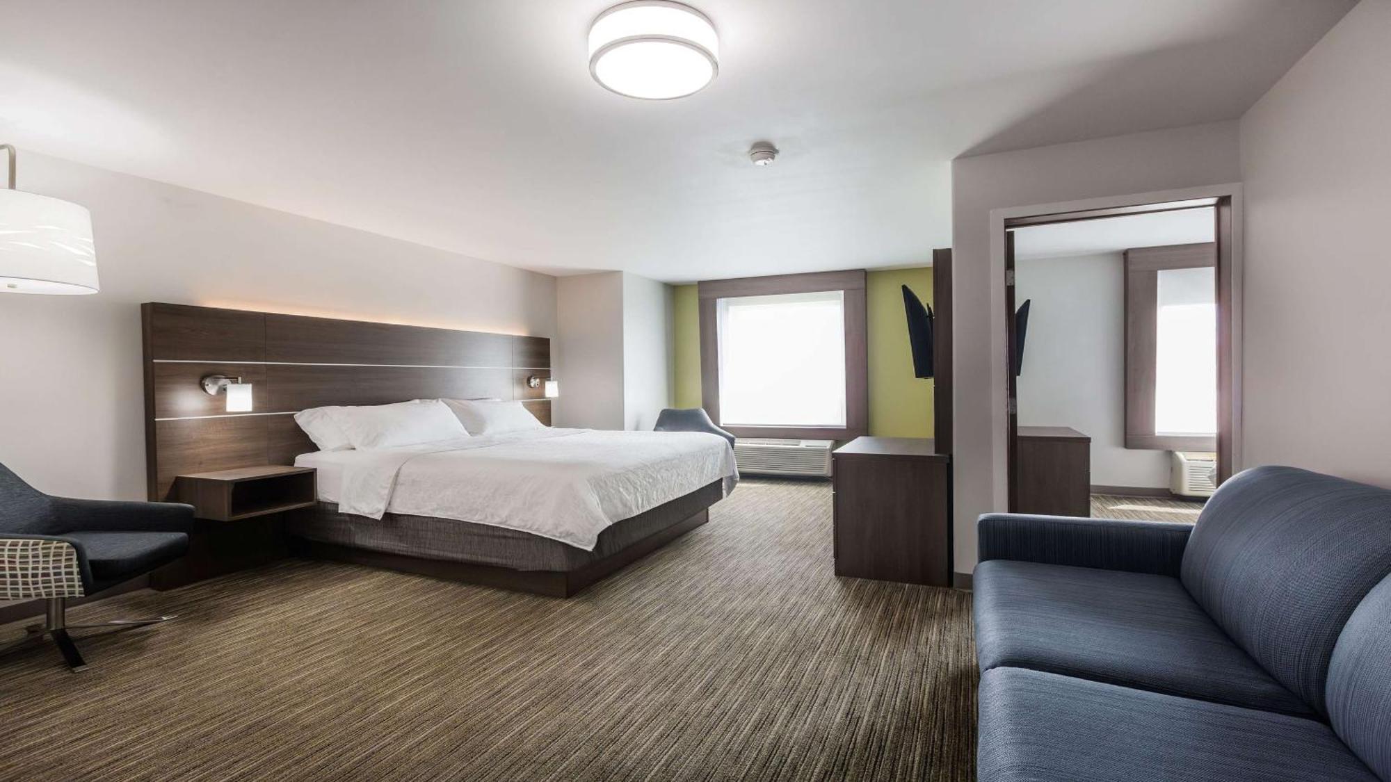 Holiday Inn Express & Suites-Regina-South By Ihg Экстерьер фото