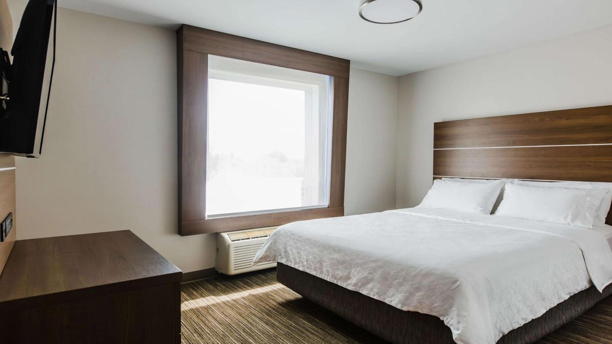 Holiday Inn Express & Suites-Regina-South By Ihg Экстерьер фото